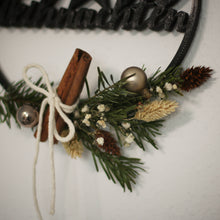 Lade das Bild in den Galerie-Viewer, Dekoring "Frohe Weihnachten"