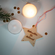 Lade das Bild in den Galerie-Viewer, Holzanhänger - Weihnachten voll Hoffnung (Stern)