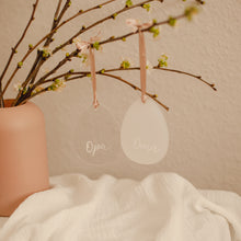 Lade das Bild in den Galerie-Viewer, Personalisierte Osterei-Anhänger aus Acrylglas