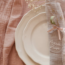 Lade das Bild in den Galerie-Viewer, Personalisierte Osterei-Anhänger aus Acrylglas