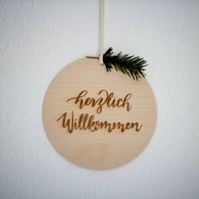 Lade das Bild in den Galerie-Viewer, Holzschild - Herzlich Willkommen