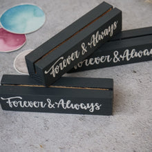 Lade das Bild in den Galerie-Viewer, Kartenhalter - Forever &amp; Always
